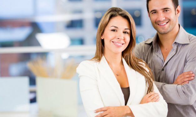 Casal que empreende junto tem mais sucesso: 5 raz&otilde;es para investir em franquias de escola de Ingl&ecirc;s